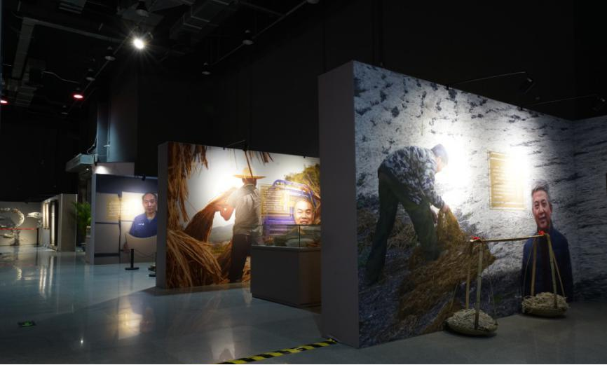 “匠之心”展区,造纸匠人 “匠之心”展区,造纸匠人
