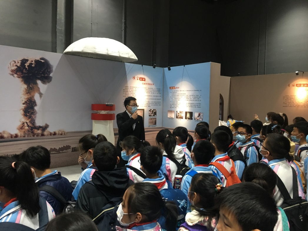 “一张白纸绘新图”展区,两弹一星,科学家精神 “一张白纸绘新图”展区,两弹一星,科学家精神